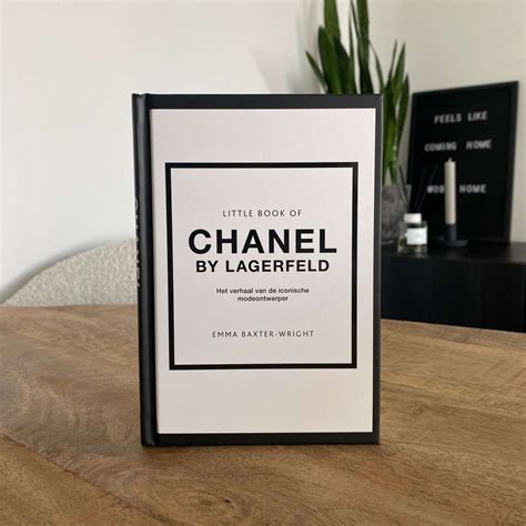 chanel boek huiskamer|Decoratieboek Chanel by Langerfeld .